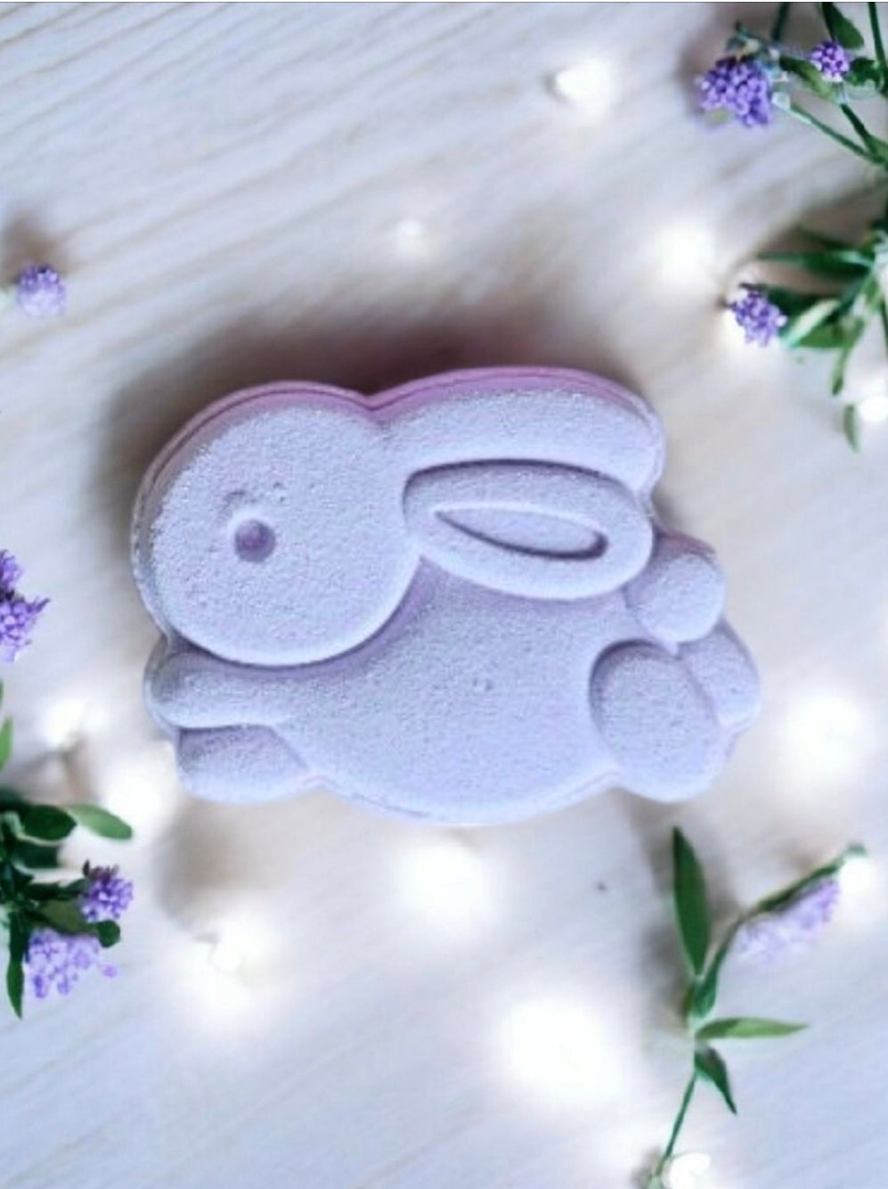 Handmade Bunny Rabbit Bath Bombs | Rhubarb Custard Scent, Gift Box (4-Pack)