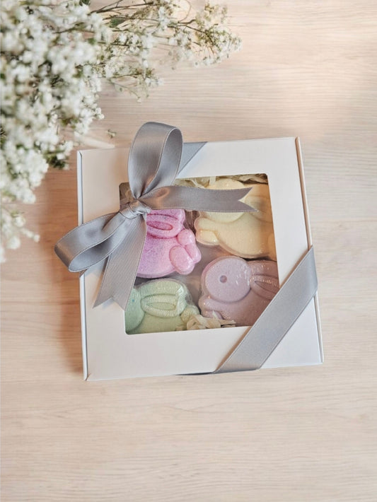 Handmade Bunny Rabbit Bath Bombs | Rhubarb Custard Scent, Gift Box (4-Pack)
